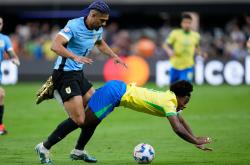 开云体育平台APP-场面火爆！美洲杯观众席沸腾不已