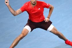 开云平台-澳网横扫温网，兹维列夫带队取胜