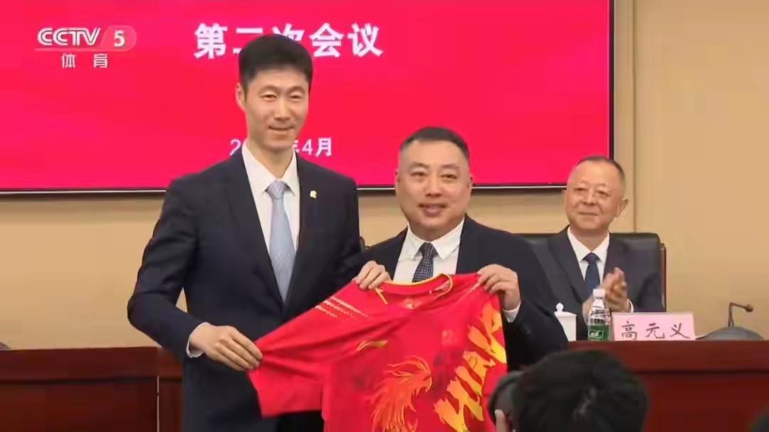 排球明星刘国梁将夺冠的简单介绍