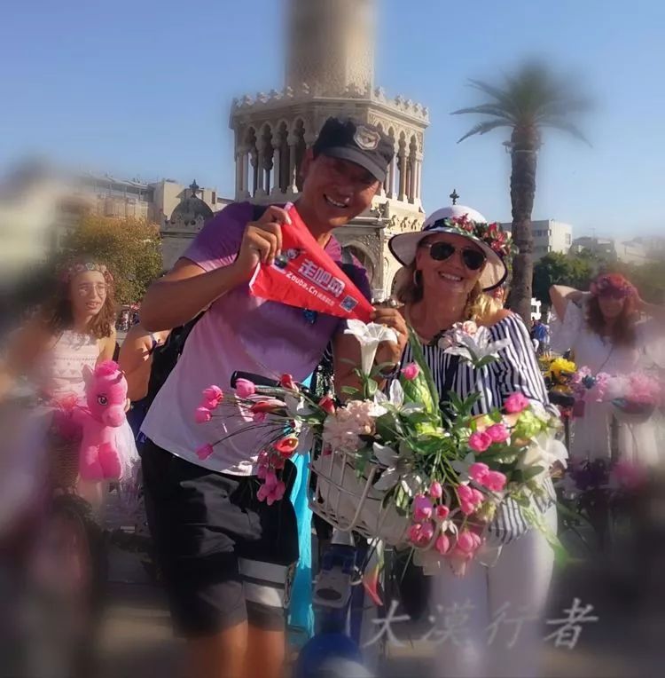 土耳其球队冠军庆功派对,队员尽情狂欢庆祝 土耳其球队冠军庆功派对,队员尽情狂欢庆祝