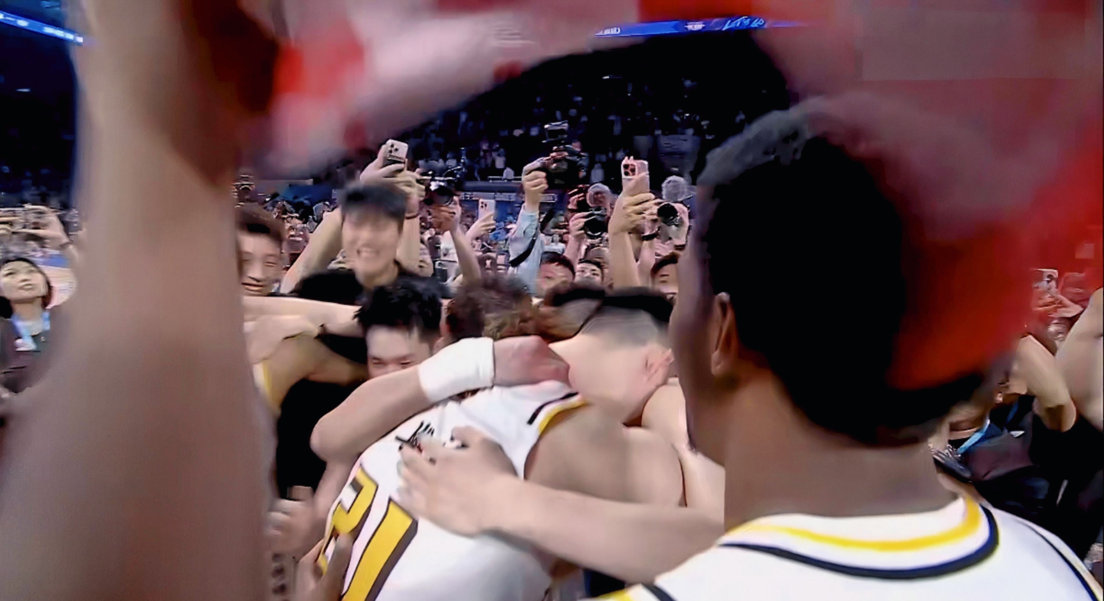 爆冷！CBA强队意外出局震惊全场的简单介绍