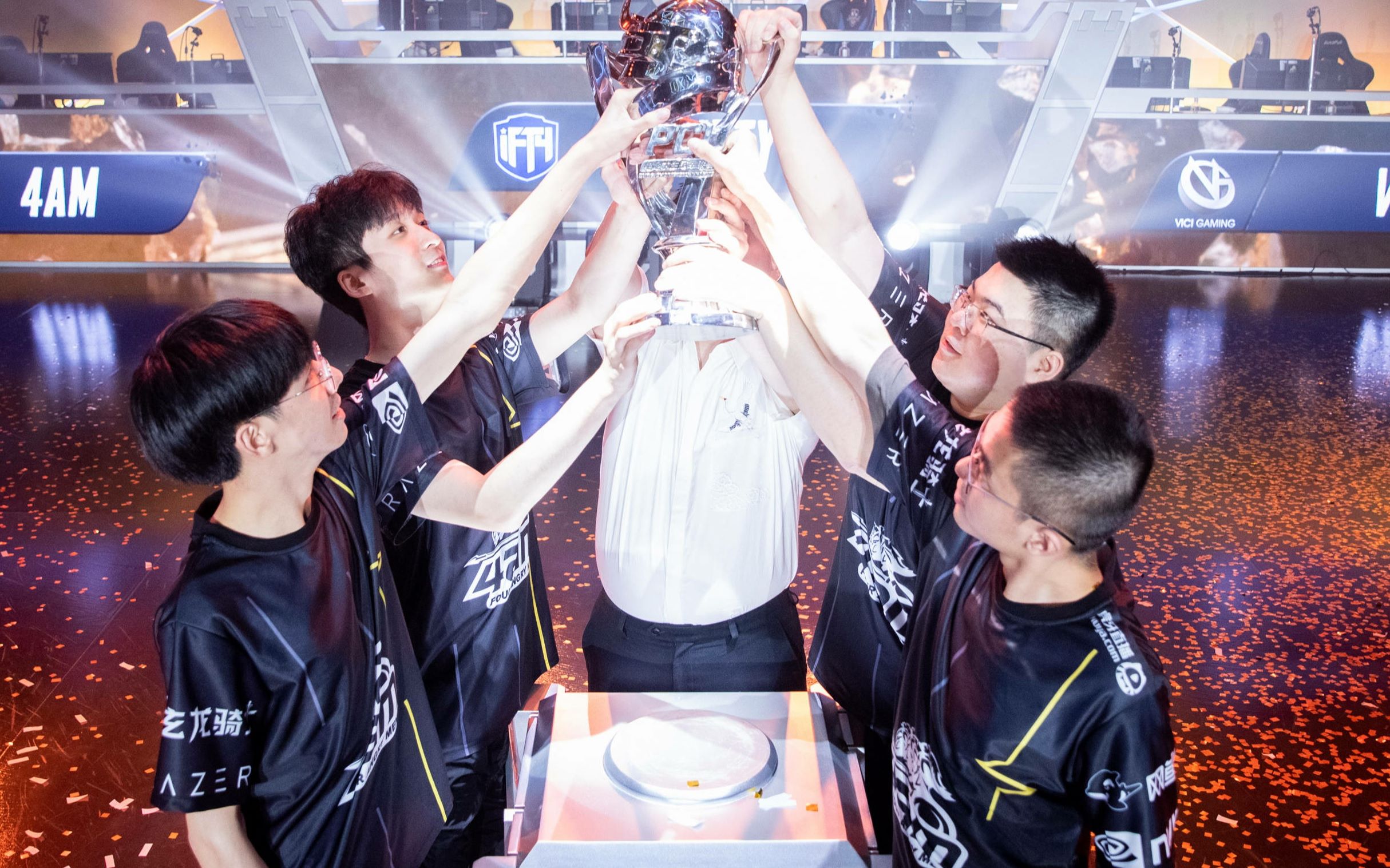 绝地求生赛事精彩瞬间盘点，年度回顾震撼登场